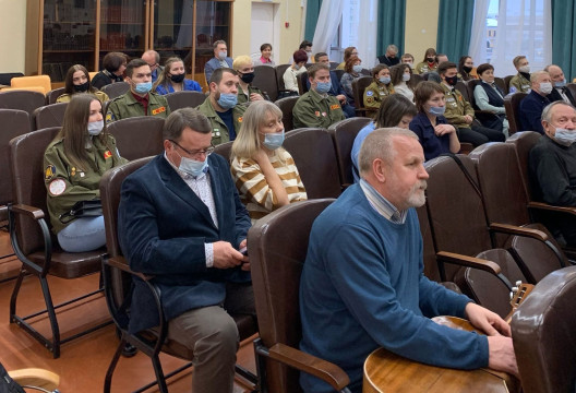 Вышла книга о студенческих стройотрядах Вологодчины